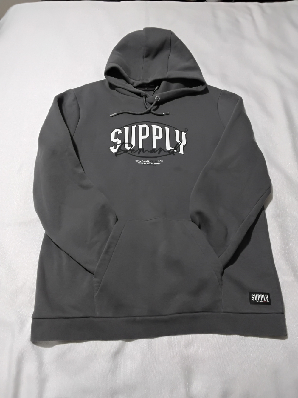 Supply And Demand  Brand Men's Dark Charcoal Pullover Hoodie Sz 2XL.